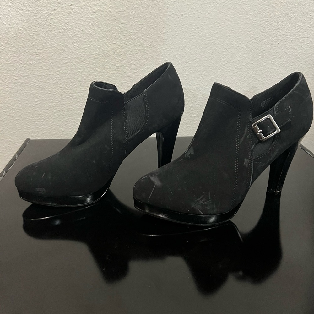 Elegant Black Women's Heeled Ankle Boots